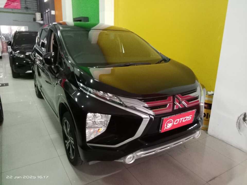 2020 Mitsubishi Xpander 1.5 Sport - Foto 1 dari 6
