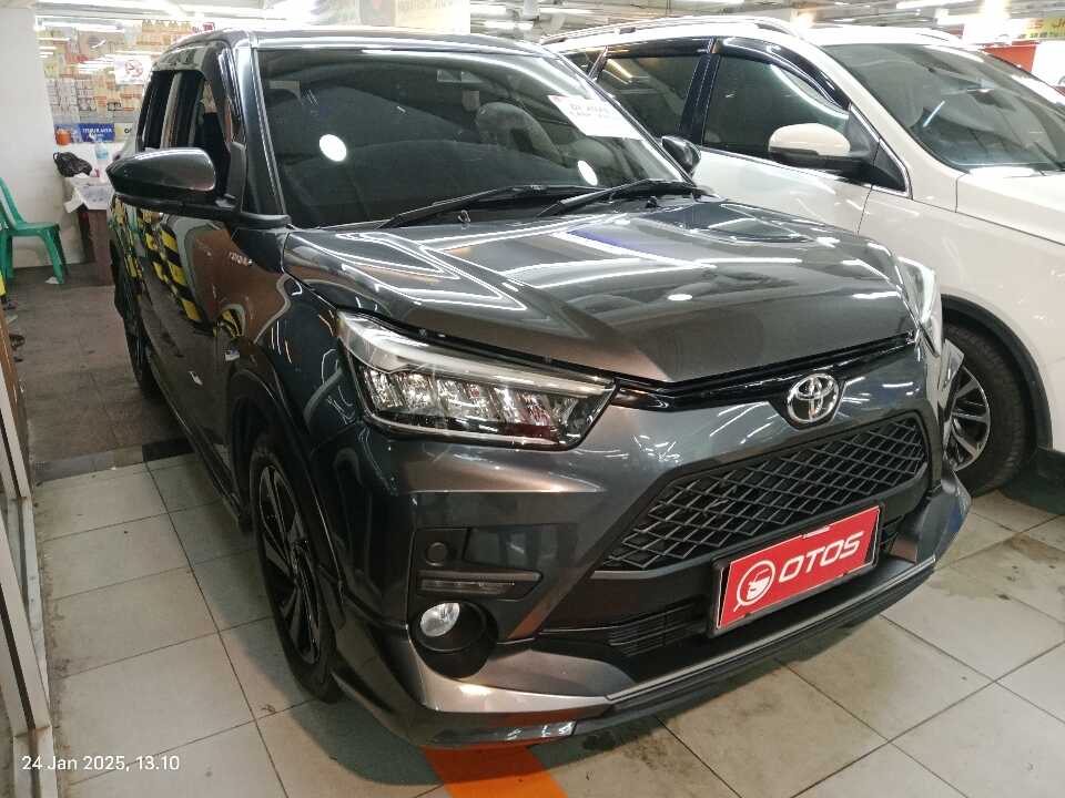 2022 Toyota Raize 1.0 GR Sport - Foto 1 dari 6