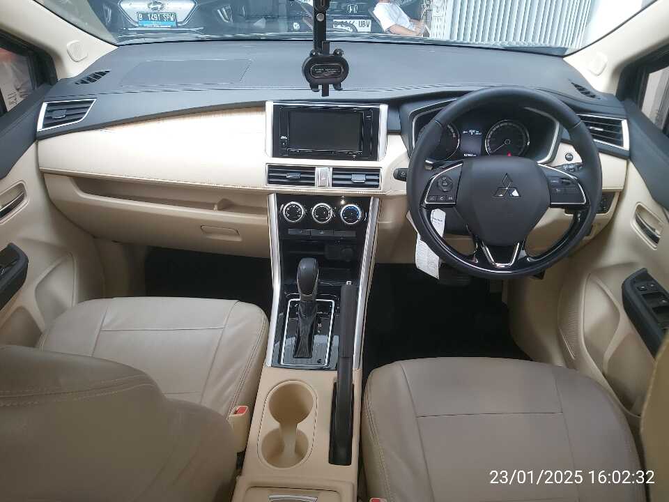 Foto Mobil Bekas Dashboard Mitsubishi Xpander 1.5 tahun 2021