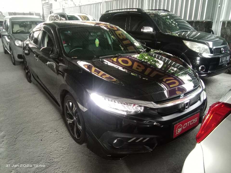 2017 Honda Civic 1.5 Turbo - Foto 1 dari 6