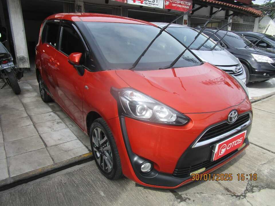 2016 Toyota Sienta 1.5 V - Foto 1 dari 6