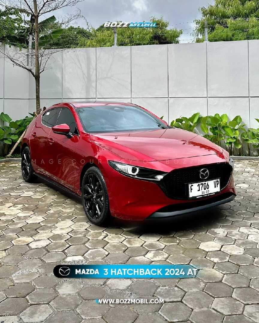 2024 Mazda 3 2.0 Skyactive-G Hatchback - Foto 1 dari 10