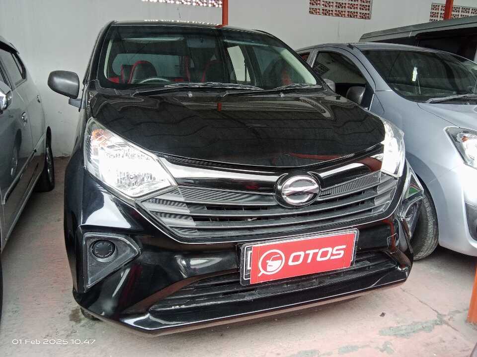 2022 Daihatsu Sigra 1.0 D - Foto 1 dari 6