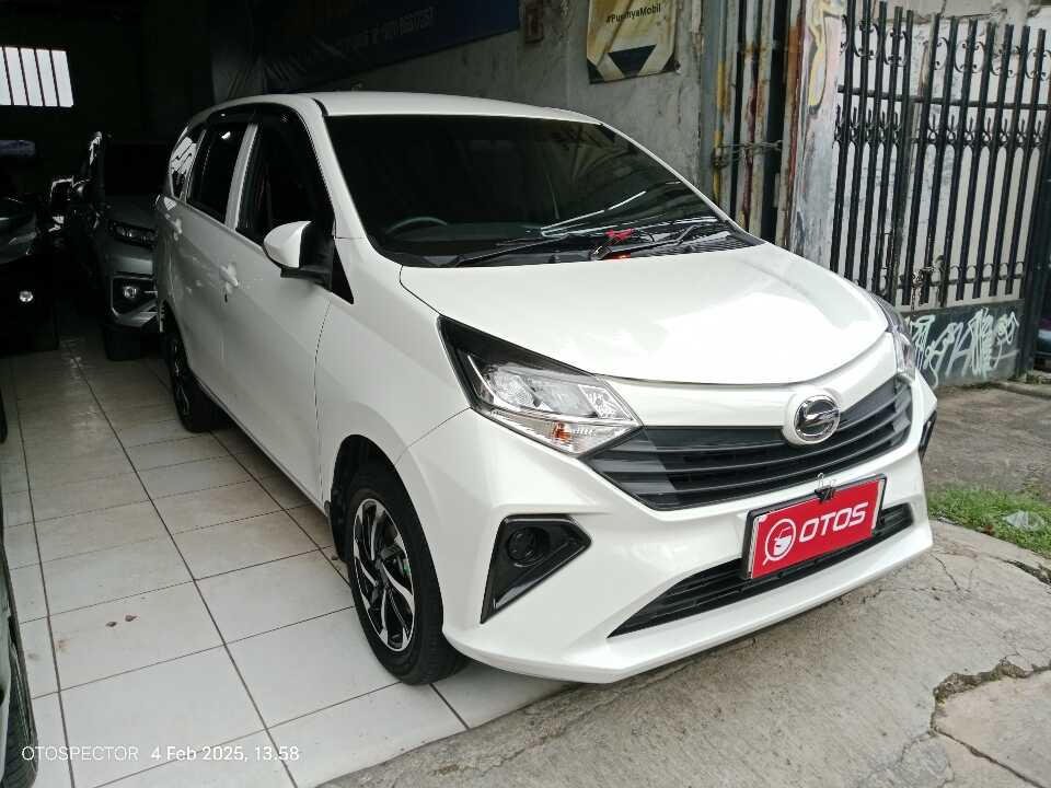 2023 Daihatsu Sigra 1.2 X - Foto 1 dari 6