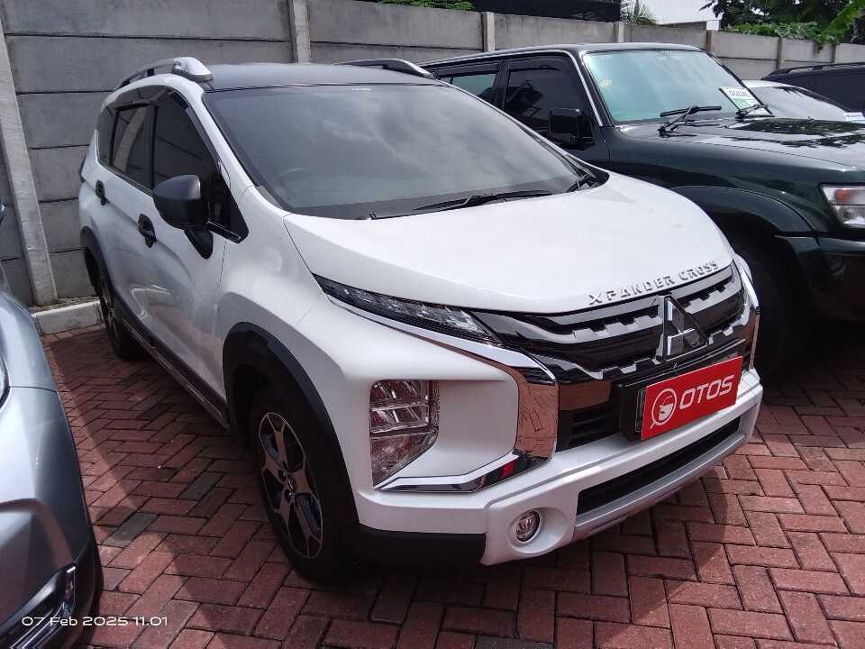 2021 Mitsubishi Xpander 1.5 Cross - Foto 1 dari 6