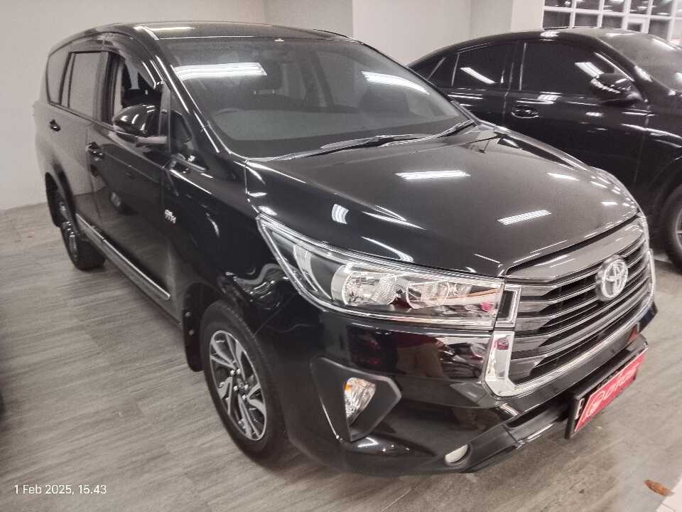 2022 Toyota Kijang Innova 2.0 G - Foto 1 dari 6
