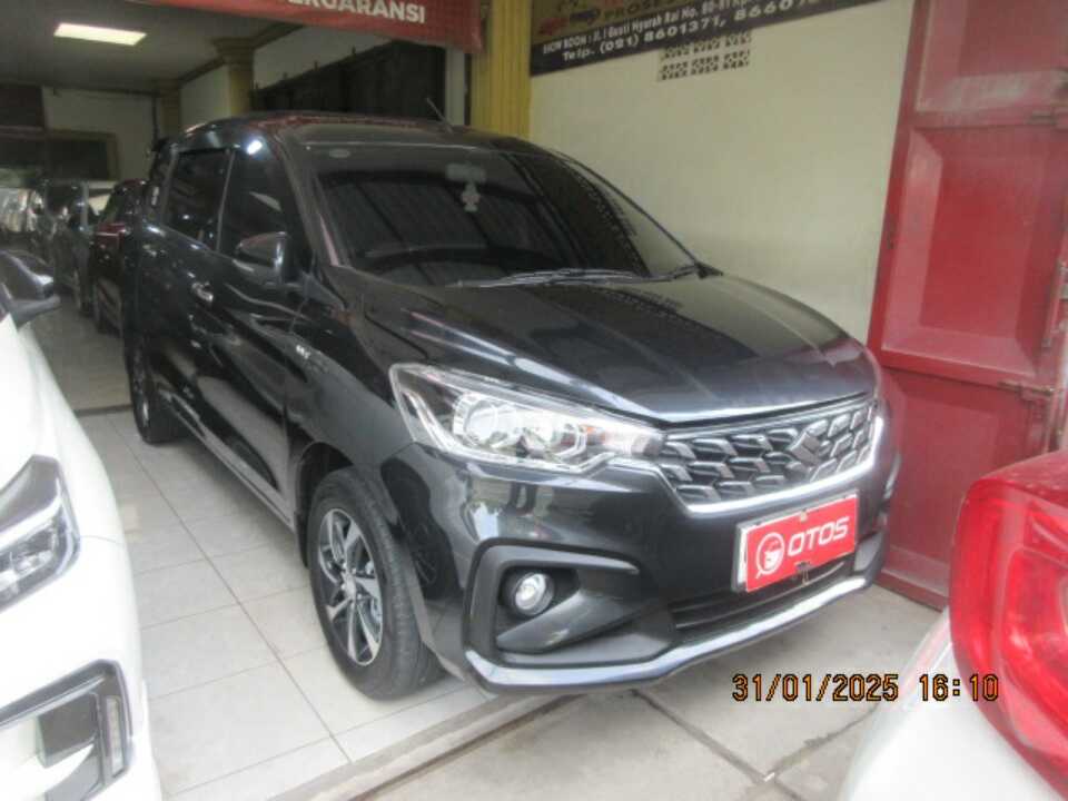 2023 Suzuki Ertiga 1.5 - Foto 1 dari 6