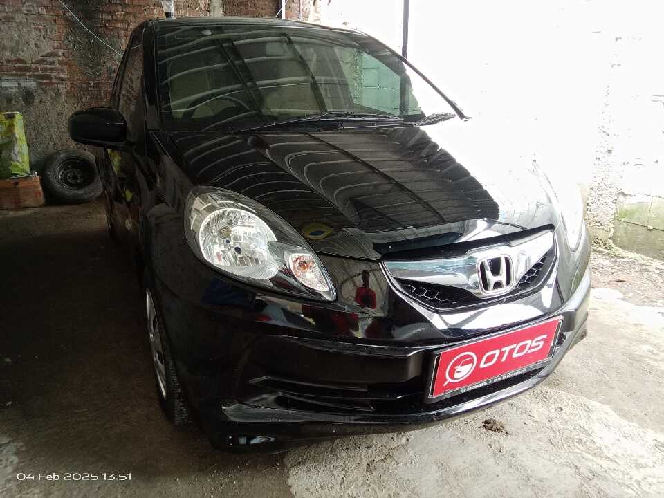 2015 Honda Brio 1.2 Satya S - Foto 1 dari 6