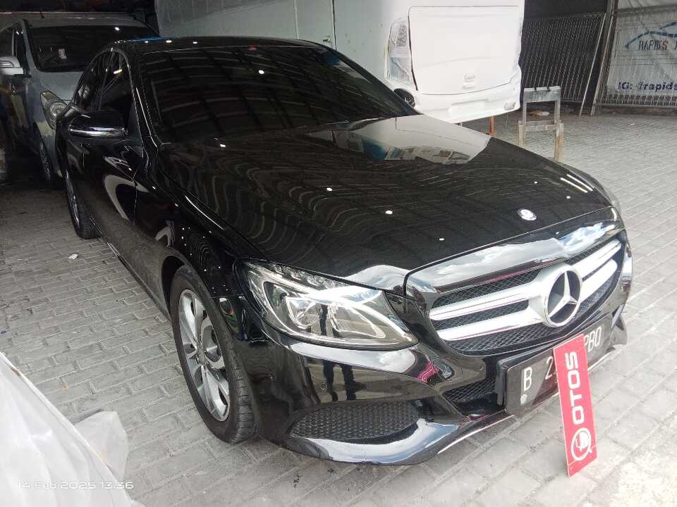 2016 Mercedes-Benz C200 2.0 W205