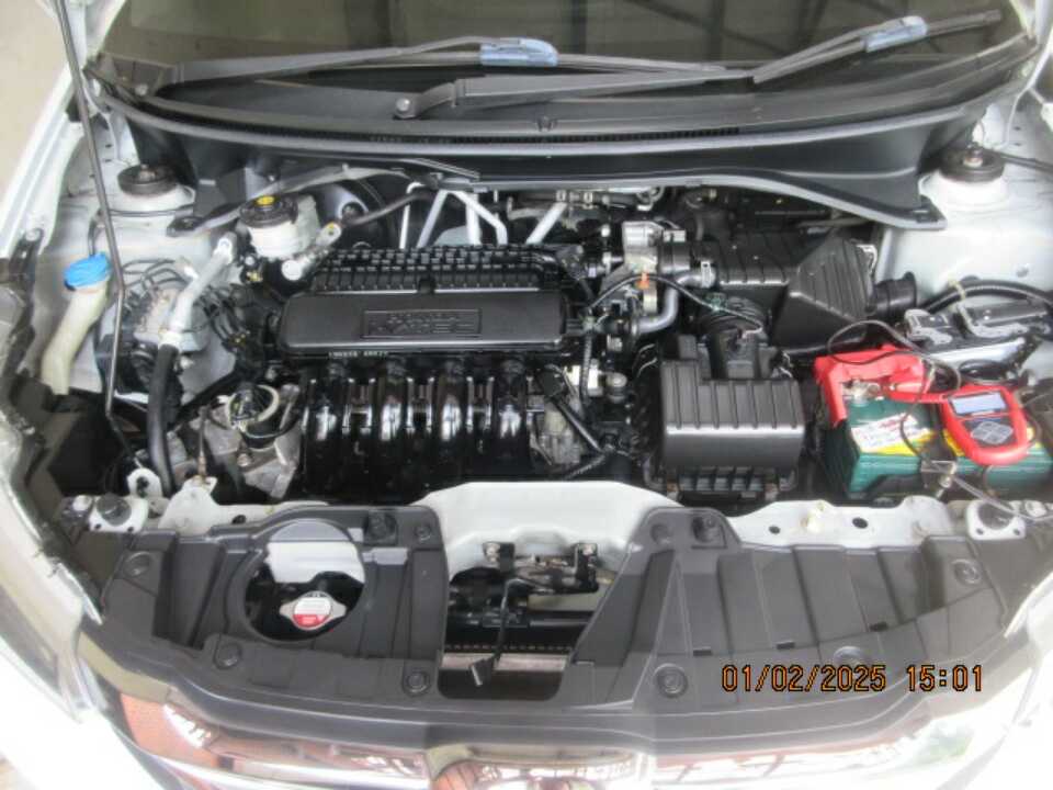 Foto Mobil Bekas Mesin Honda Mobilio 1.5 E tahun 2019