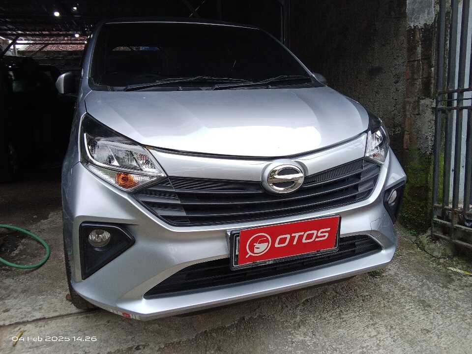 2022 Daihatsu Sigra 1.0 M - Foto 1 dari 6