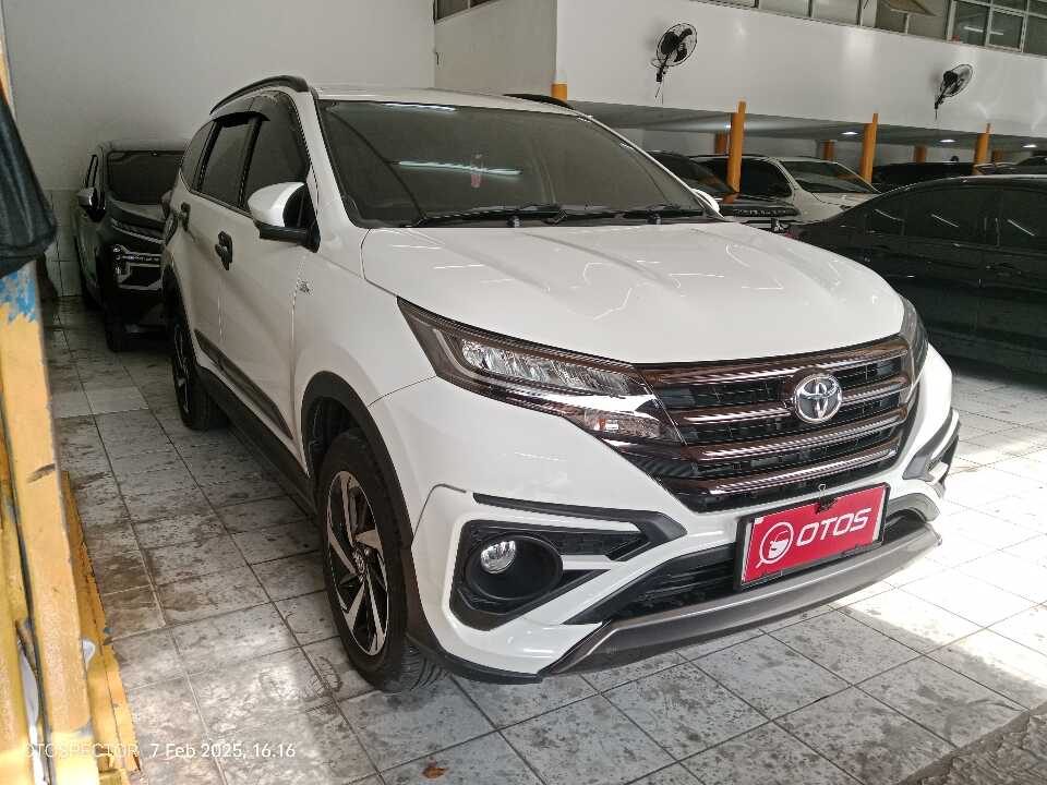 2024 Toyota Rush 1.5 S - Foto 1 dari 6