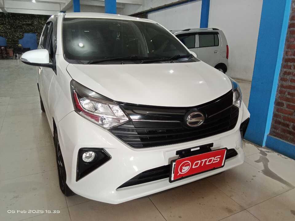 2022 Daihatsu Sigra 1.2 R - Foto 1 dari 6