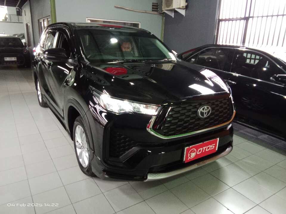 2024 Toyota Kijang Innova 2.0 Zenix V HV CVT Modellista - Foto 1 dari 6