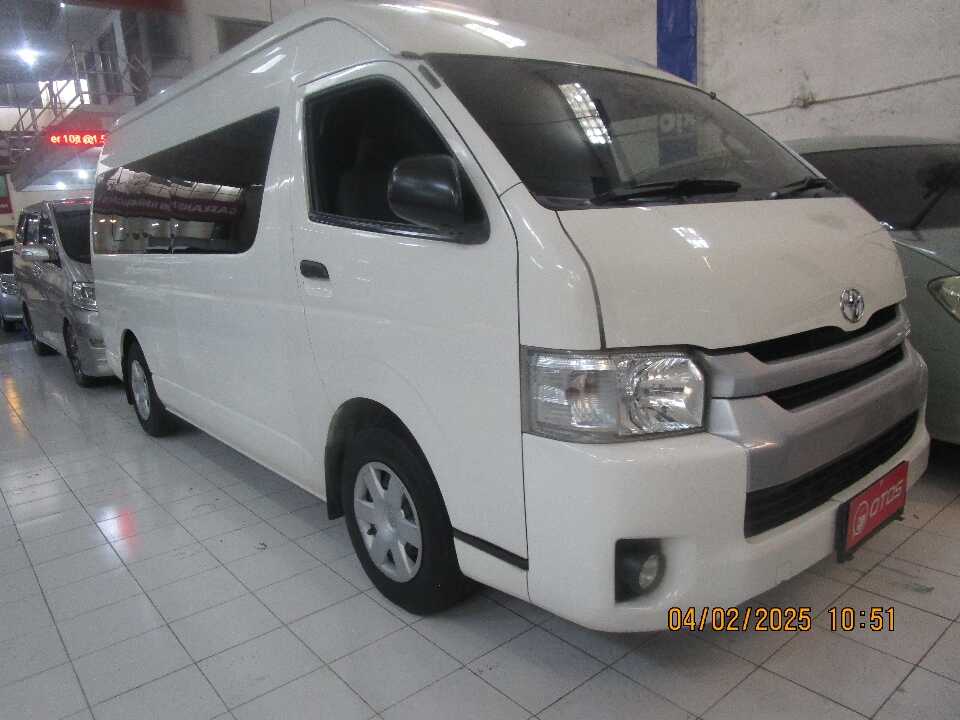 2019 Toyota Hiace 2.5 Commuter - Foto 1 dari 6