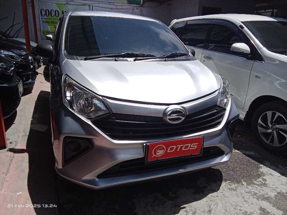 2021 Daihatsu Sigra 1.0 D - Foto 1 dari 6
