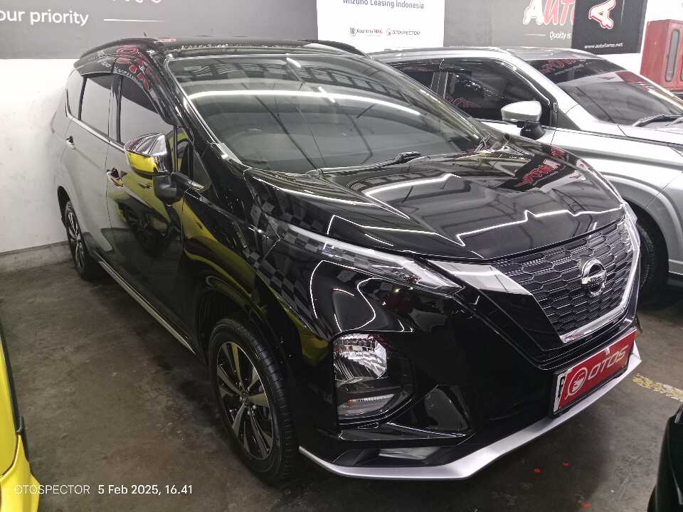 2021 Nissan Livina 1.5 VL - Foto 1 dari 6