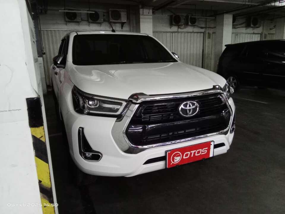 2023 Toyota Hilux 2.4 V D-Cab - Foto 1 dari 6