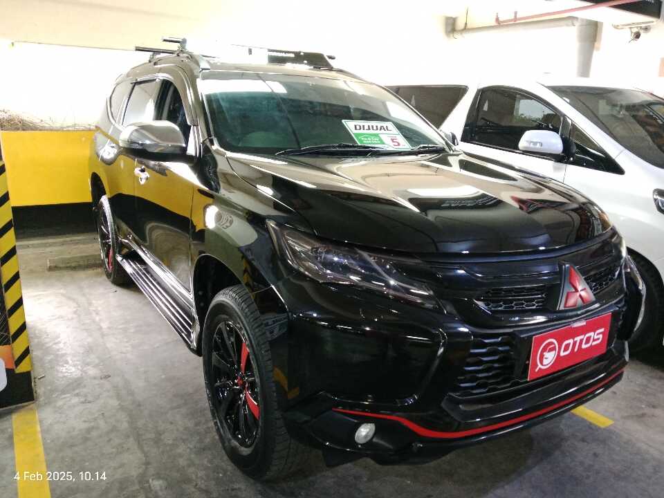 2016 Mitsubishi Pajero Sport 2.4 Dakar 4X2 - Foto 1 dari 6