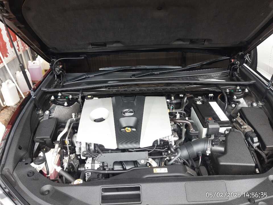 Foto Mobil Bekas Mesin Lexus ES 250 2.5 tahun 2019