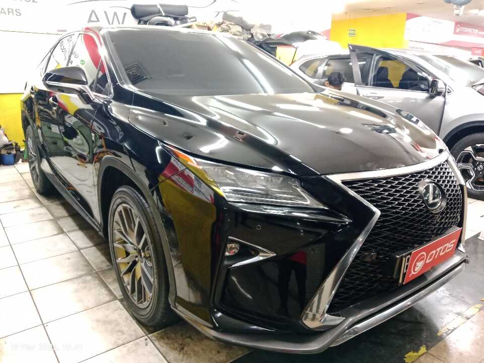 2017 Lexus RX 200t 2.0 F-Sport - Foto 1 dari 6