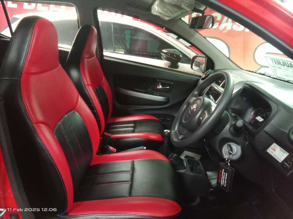 Foto Mobil Bekas Kabin Depan Toyota Agya 1.2 G tahun 2019