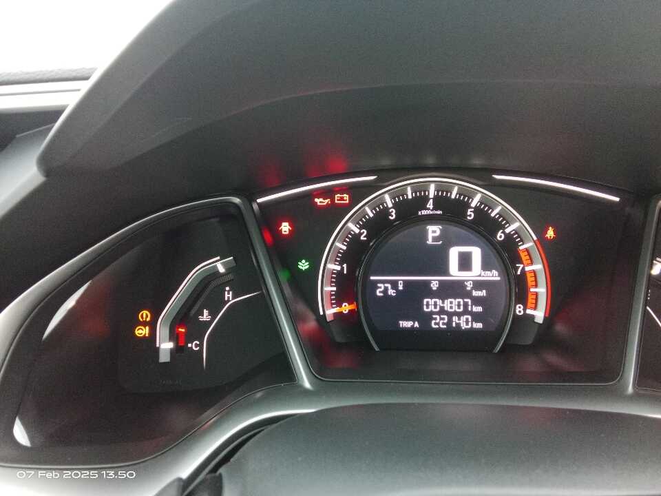 Foto Mobil Bekas Odometer Honda Civic 1.5 ES tahun 2020