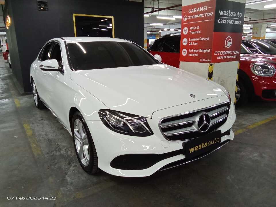 2017 Mercedes-Benz E250 2.0 - Foto 1 dari 6