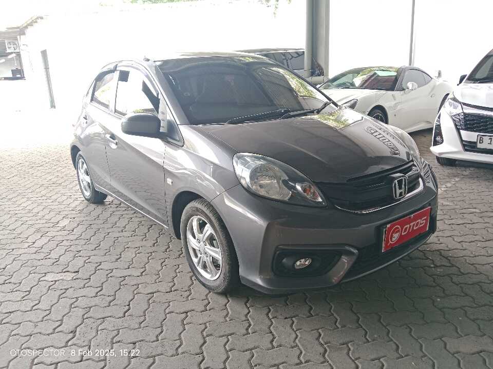 2016 Honda Brio 1.2 Satya E - Foto 1 dari 9