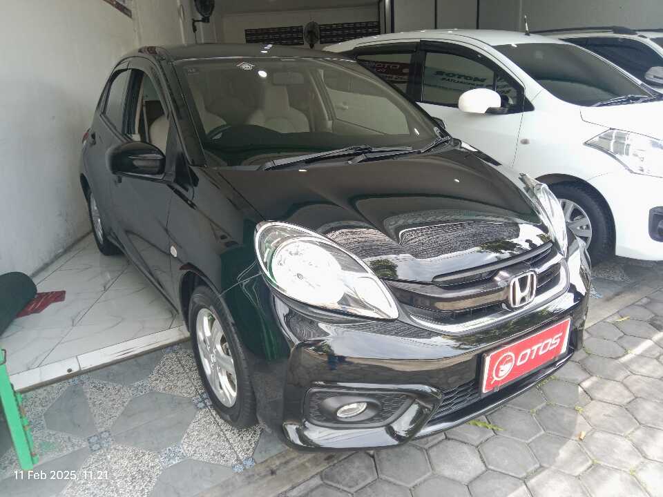 2016 Honda Brio 1.2 Satya E - Foto 1 dari 6