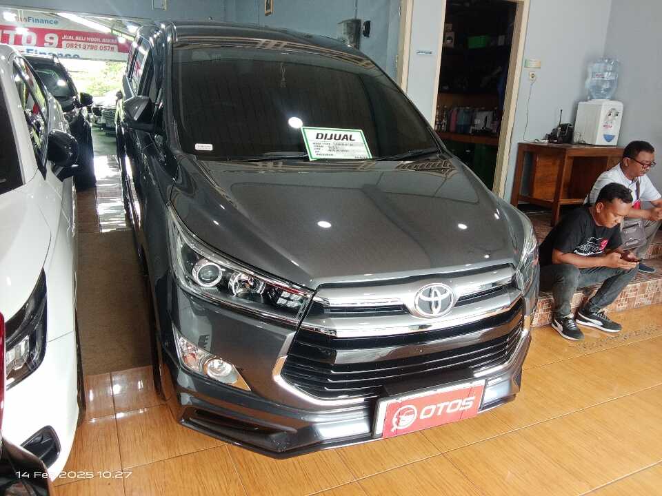 2020 Toyota Kijang Innova 2.4 V - Foto 1 dari 6