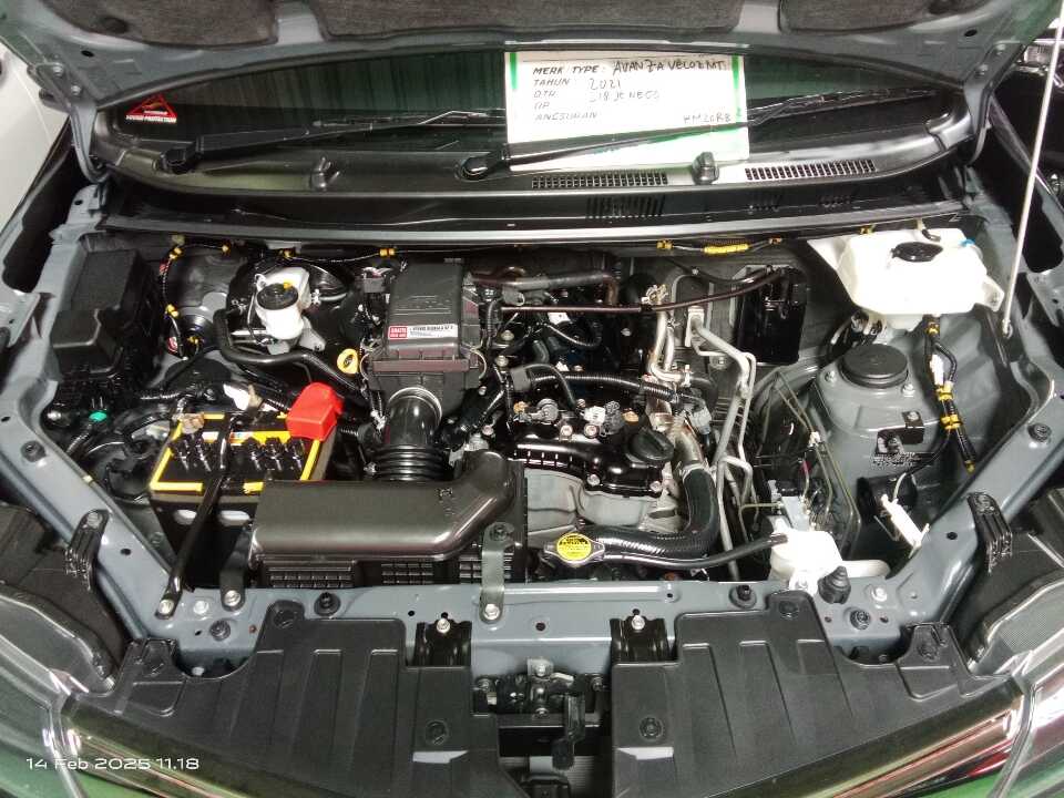 Foto Mobil Bekas Mesin Toyota Avanza 1.5 Veloz tahun 2021