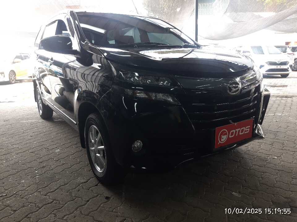 2021 Daihatsu Xenia 1.3 X - Foto 1 dari 9