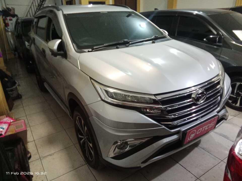 2021 Daihatsu Terios 1.5 - Foto 1 dari 6