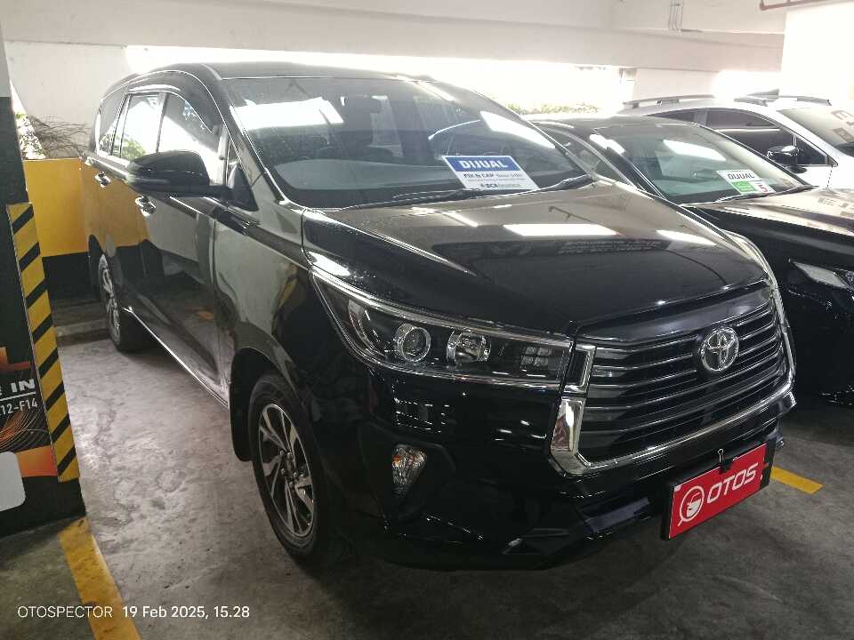 2022 Toyota Kijang Innova 2.4 V - Foto 1 dari 6