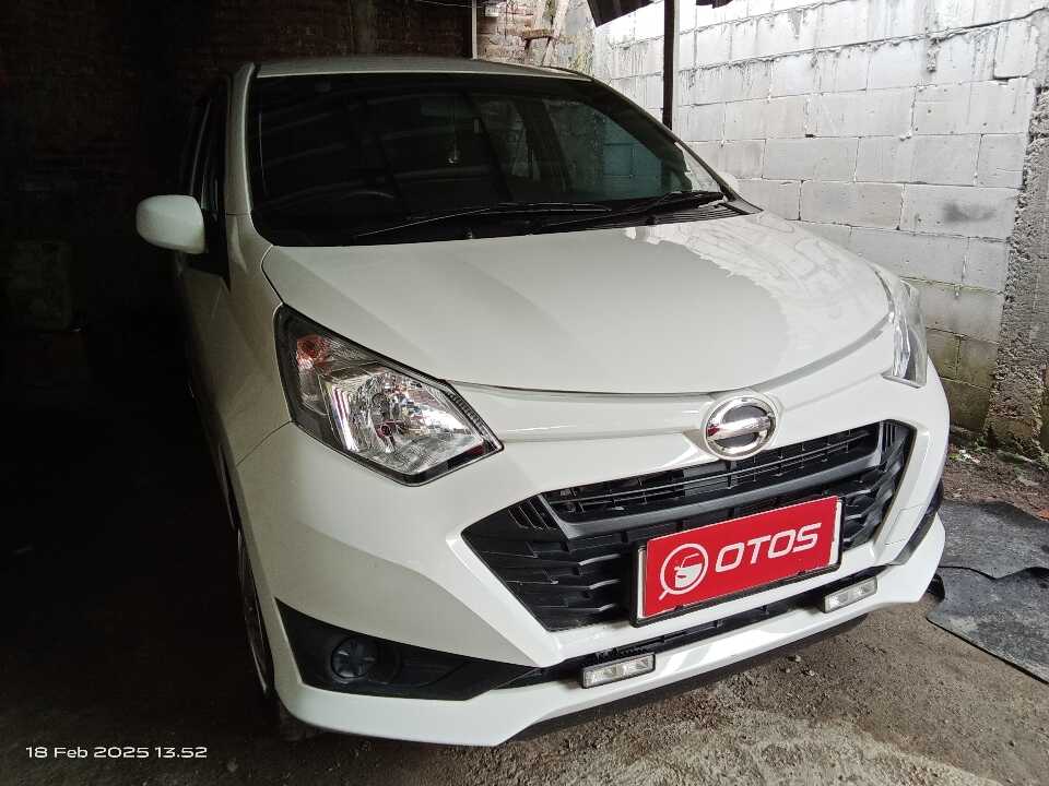 2018 Daihatsu Sigra 1.0 M - Foto 1 dari 6