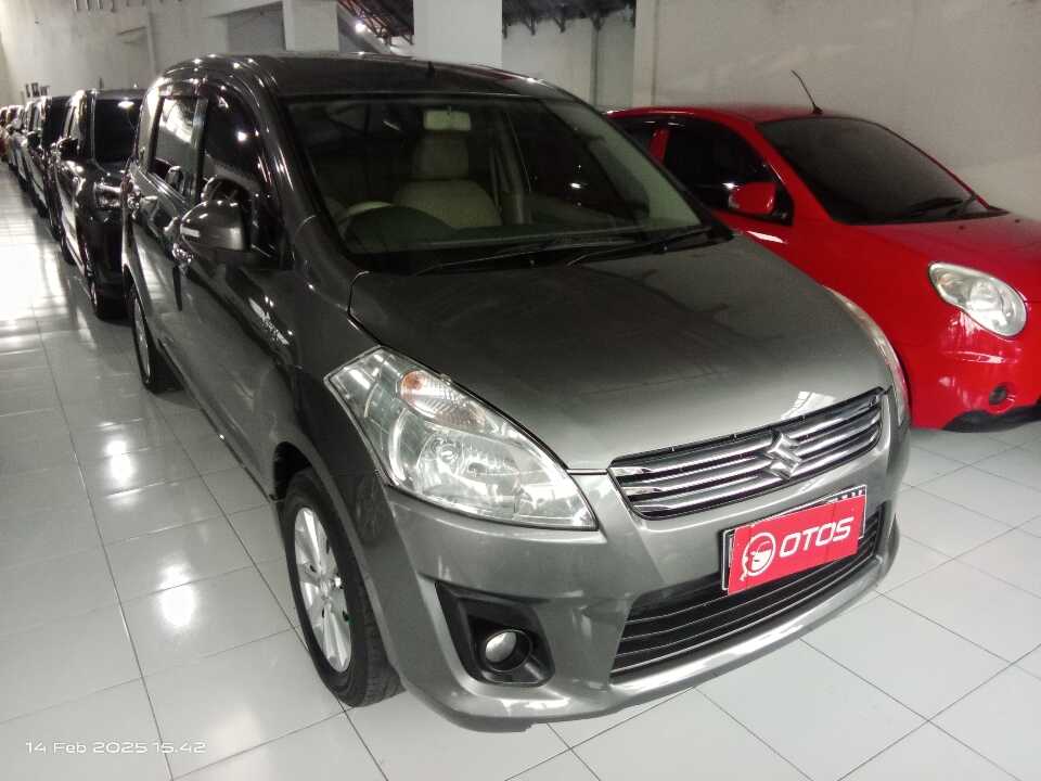 2015 Suzuki Ertiga 1.4 GL - Foto 1 dari 6