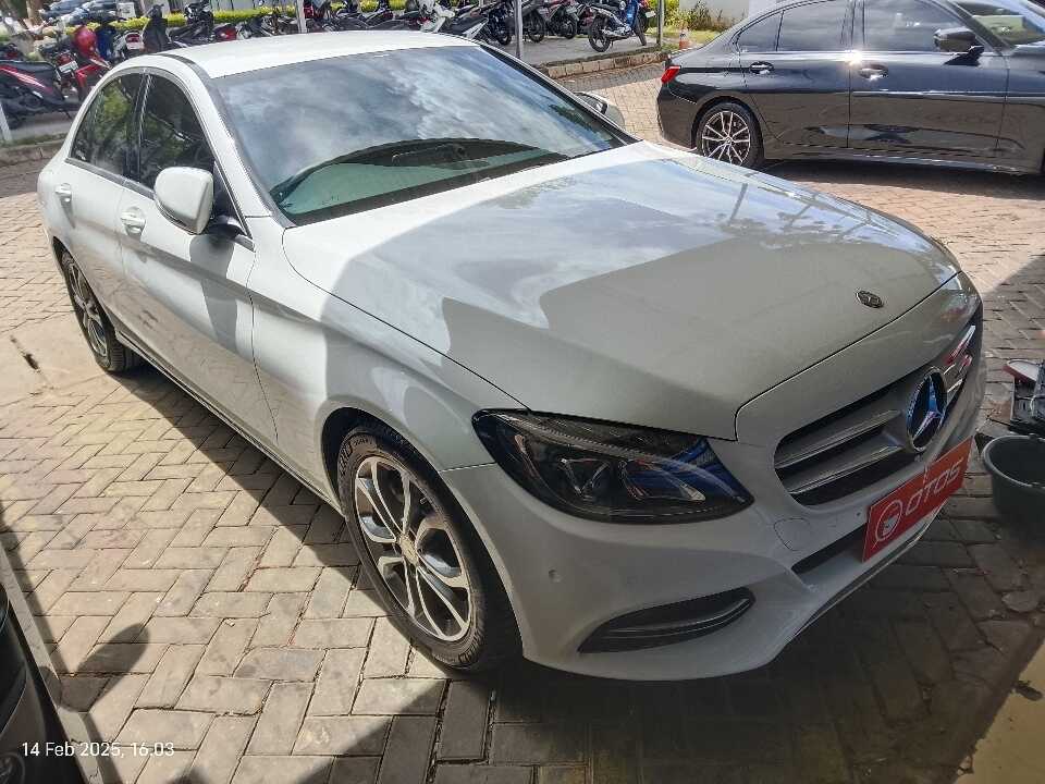 2015 Mercedes-Benz C200 2.0 - Foto 1 dari 6