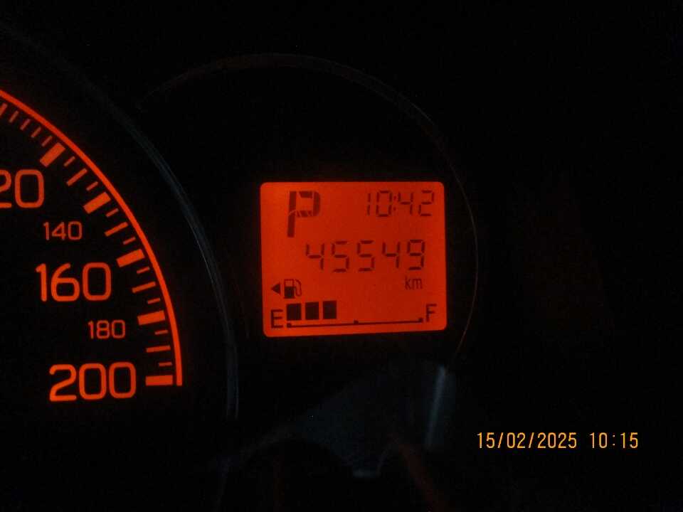 Foto Mobil Bekas Odometer Daihatsu Ayla 1.2 R tahun 2021