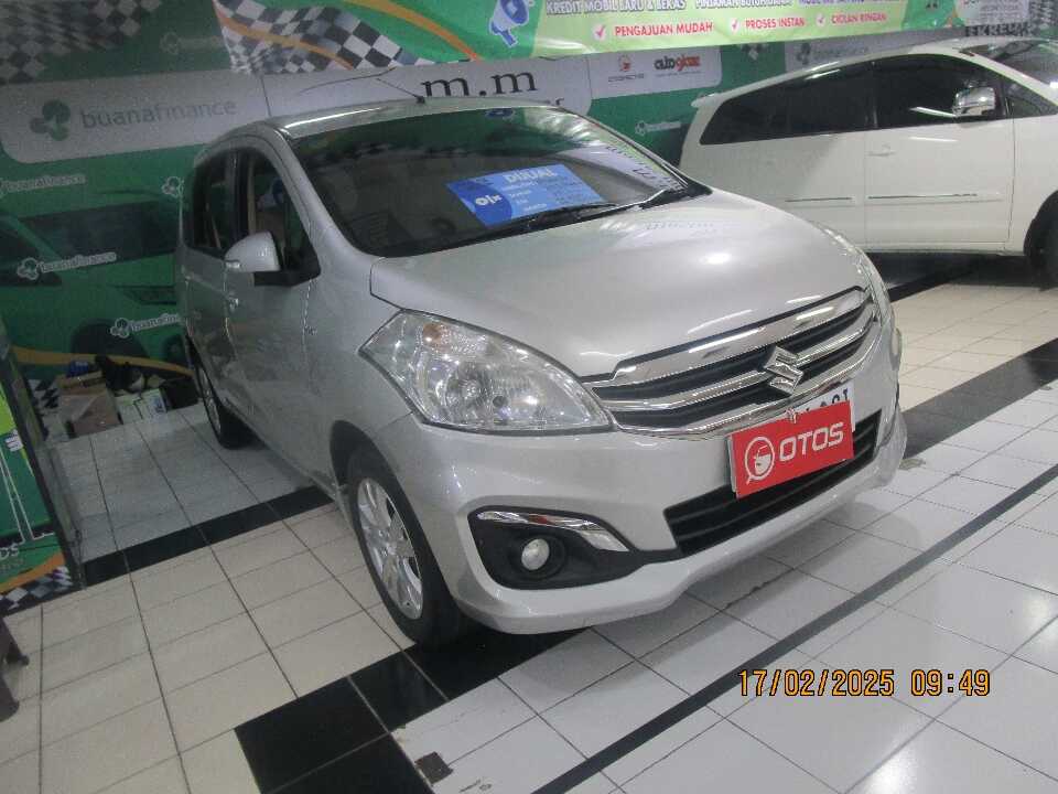 2017 Suzuki Ertiga 1.4 GX - Foto 1 dari 6