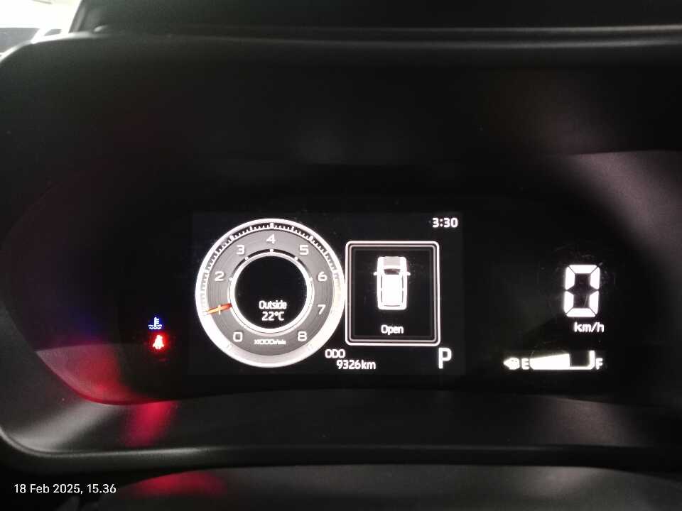 Foto Mobil Bekas Odometer Toyota Raize 1.0 GR Sport tahun 2023
