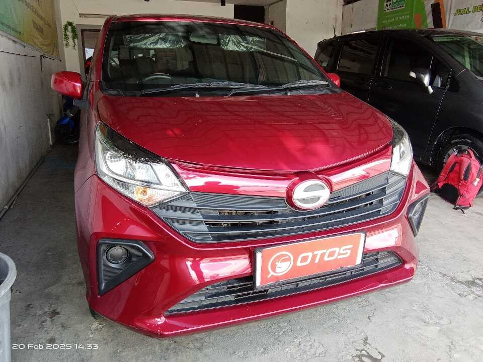 2023 Daihatsu Sigra 1.0 M - Foto 1 dari 6