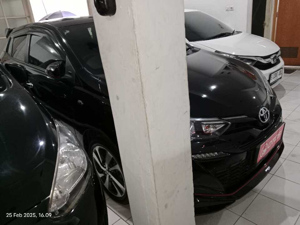 2020 Toyota Yaris 1.5 S - Foto 1 dari 6