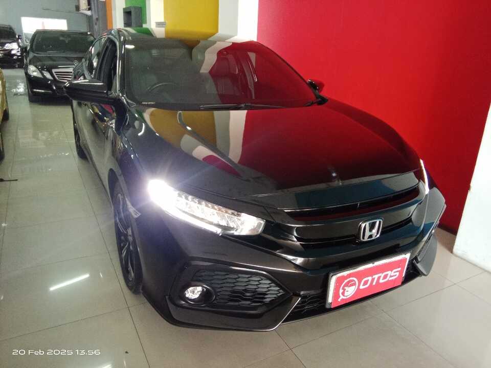 2018 Honda Civic 1.5 Turbo - Foto 1 dari 6