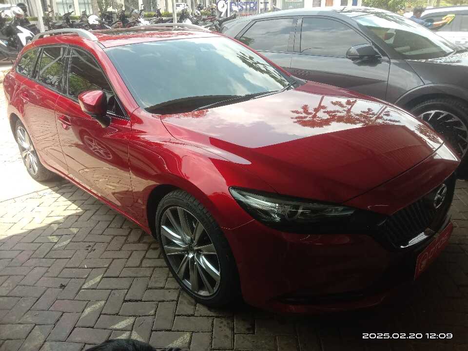 2021 Mazda 6 2.5 - Foto 1 dari 6