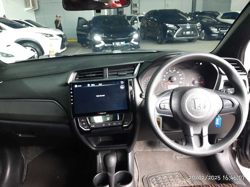 Foto Mobil Bekas Dashboard Honda Brio 1.5 RS tahun 2017