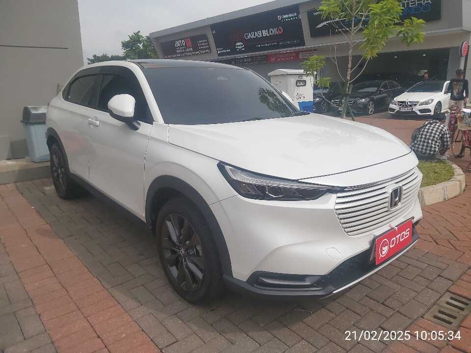 2023 Honda HR-V 1.5 SE - Foto 1 dari 6