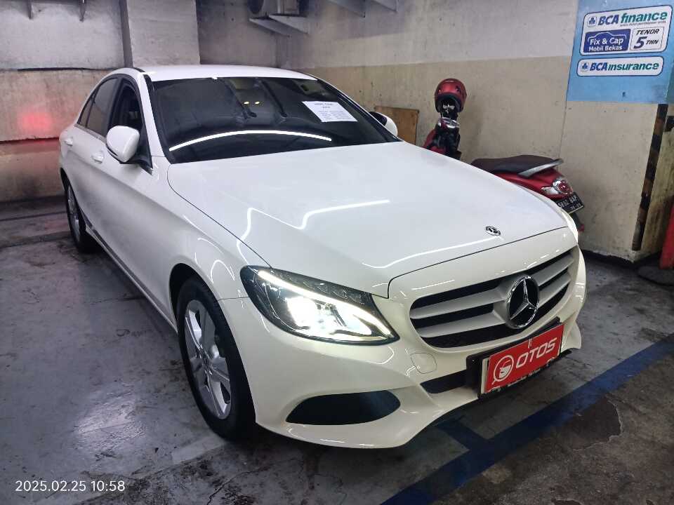 2018 Mercedes-Benz C200 2.0 - Foto 1 dari 6