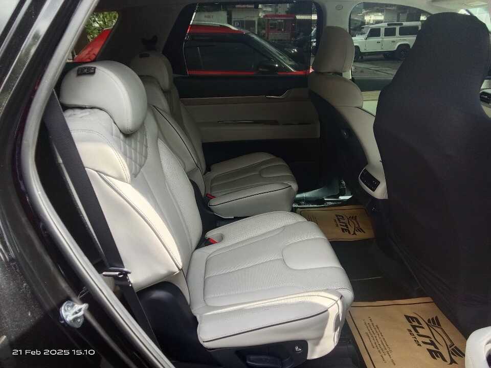 Foto Mobil Bekas Kabin Belakang Hyundai Palisade 2.2 tahun 2022
