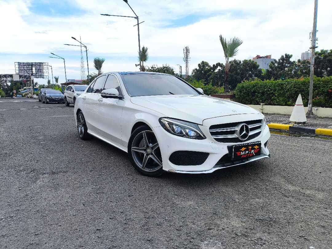 2014 Mercedes-Benz C250 2.0 - Foto 1 dari 10